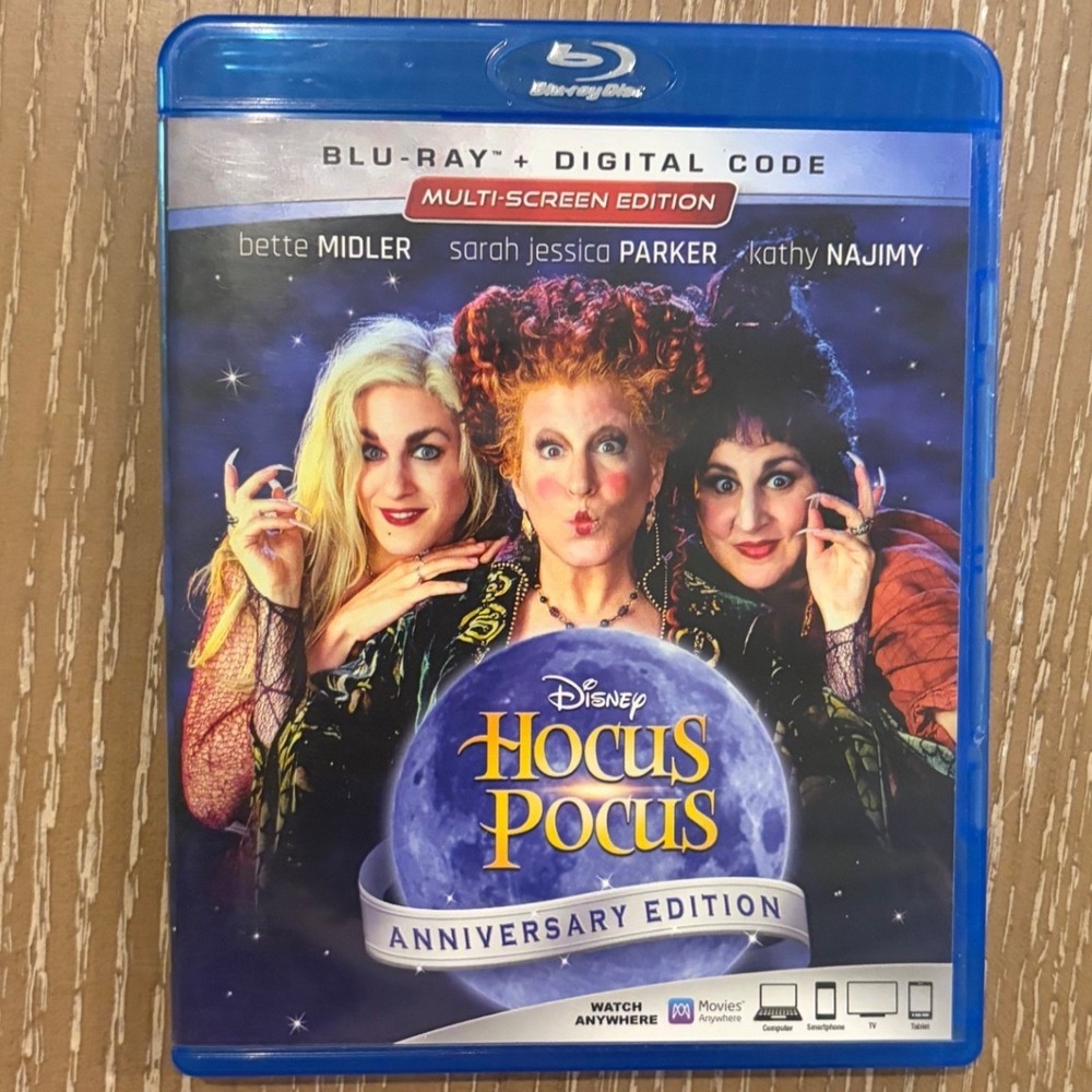 Disney Hocus Pocus Anniversary Edition Blu-ray Movie Bette Midler 2018 Release